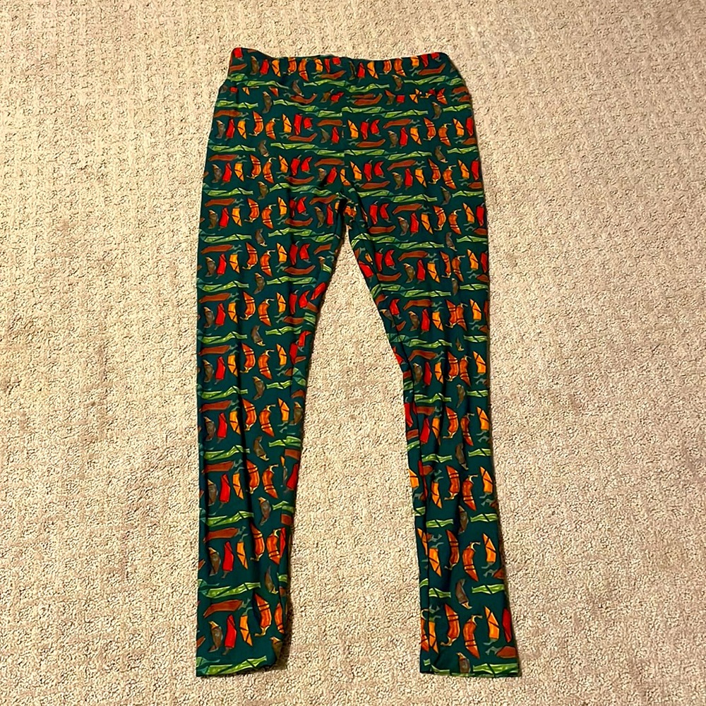 Lularoe chili pepper TC leggings